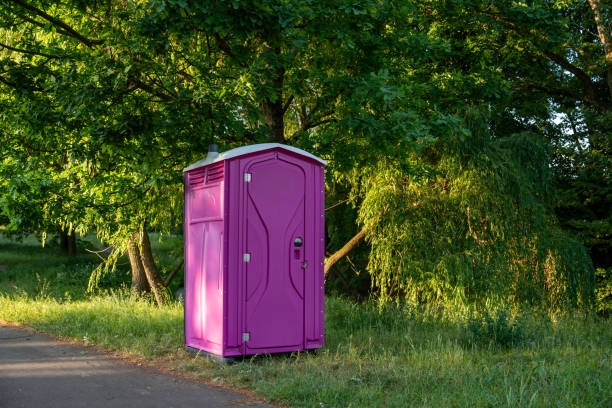 Best Porta potty delivery and setup  in Harbor Bluffs, FL